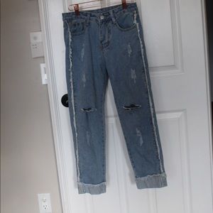 BRAND NEW LIGHT BLUE RIPPED JEANS